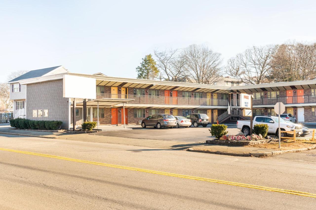 Oyo Hotel Malden Ma Broadway 外观 照片