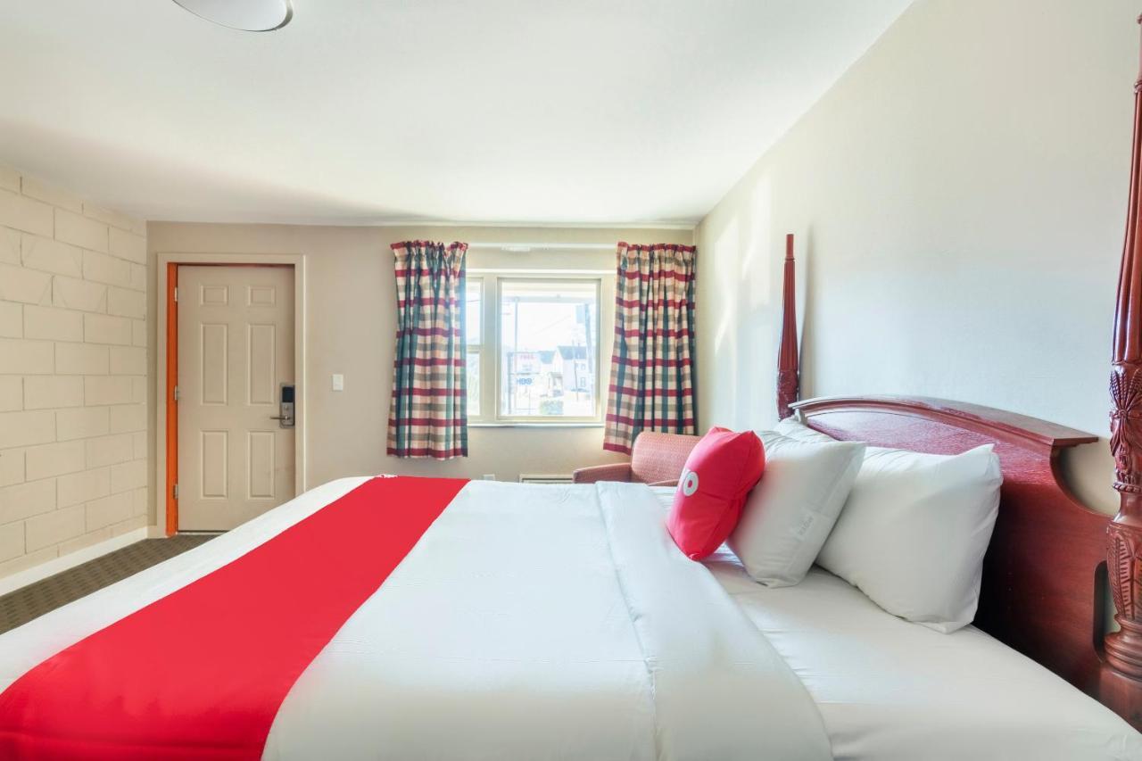Oyo Hotel Malden Ma Broadway 外观 照片
