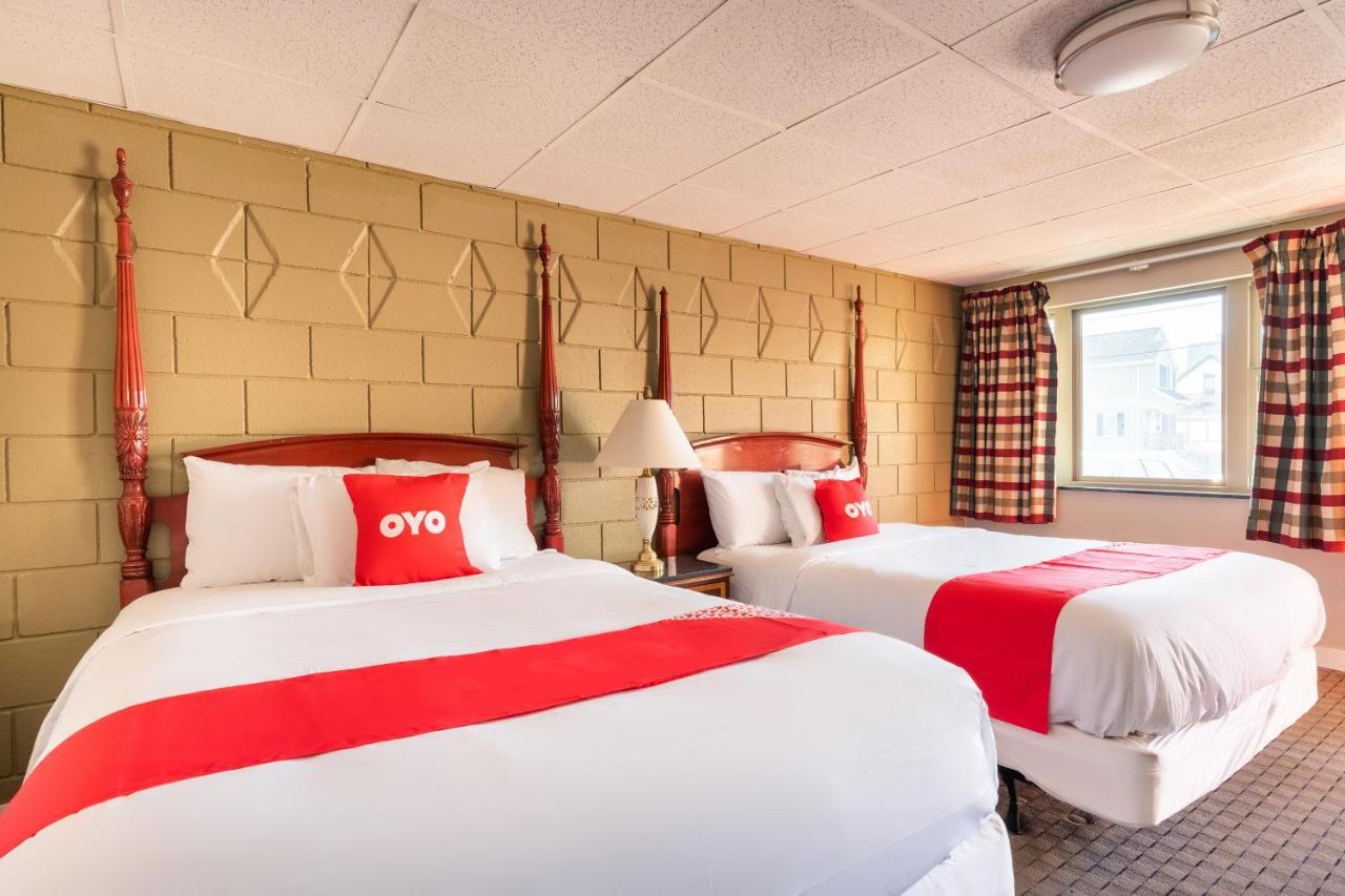 Oyo Hotel Malden Ma Broadway 外观 照片